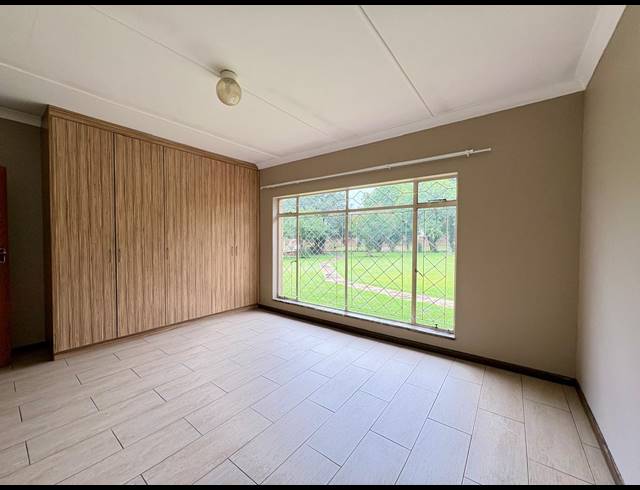 3 BEDROOM HOUSE FOR SALE IN SONNEVELD
